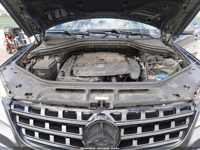 46090538 :رقم المزاد ، 4JGDA5JB0DA147653 vin ، 2013 Mercedes-benz Ml 350 مزاد بيع