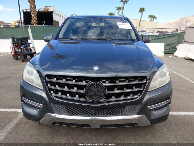 46090538 :رقم المزاد ، 4JGDA5JB0DA147653 vin ، 2013 Mercedes-benz Ml 350 مزاد بيع