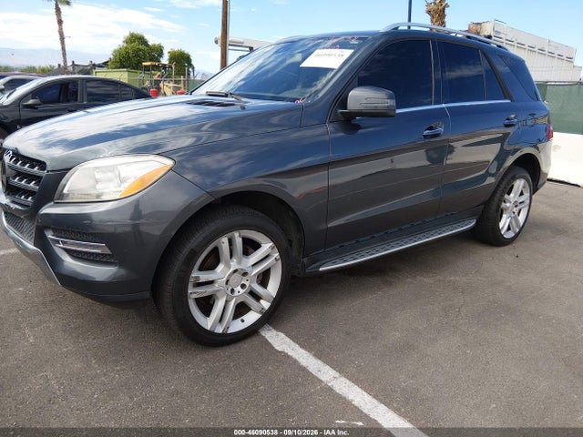 46090538 :رقم المزاد ، 4JGDA5JB0DA147653 vin ، 2013 Mercedes-benz Ml 350 مزاد بيع