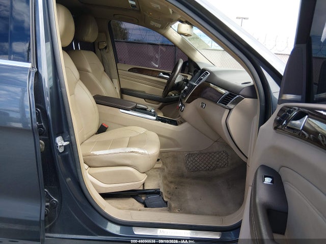 46090538 :رقم المزاد ، 4JGDA5JB0DA147653 vin ، 2013 Mercedes-benz Ml 350 مزاد بيع