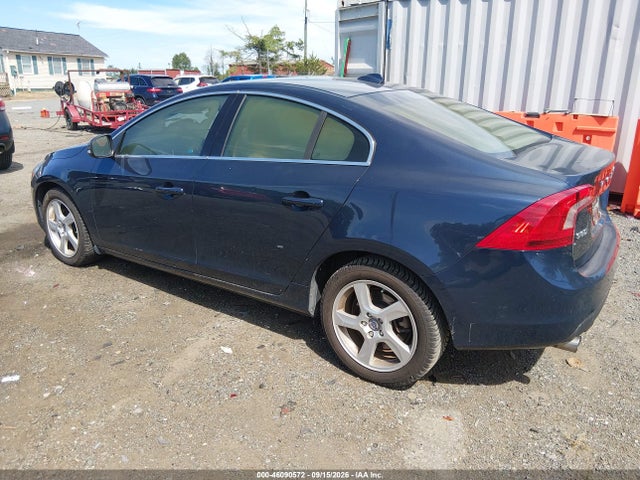 46090572 :رقم المزاد ، YV1622FS7C2130613 vin ، 2012 Volvo S60 T5 مزاد بيع