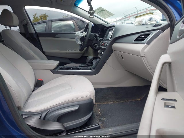 46090604 :رقم المزاد ، 5NPE24AF0JH697815 vin ، 2018 Hyundai Sonata Se مزاد بيع