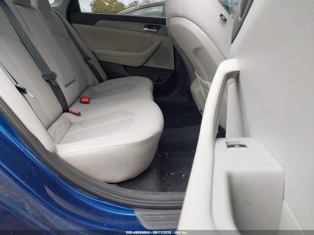 46090604 :رقم المزاد ، 5NPE24AF0JH697815 vin ، 2018 Hyundai Sonata Se مزاد بيع