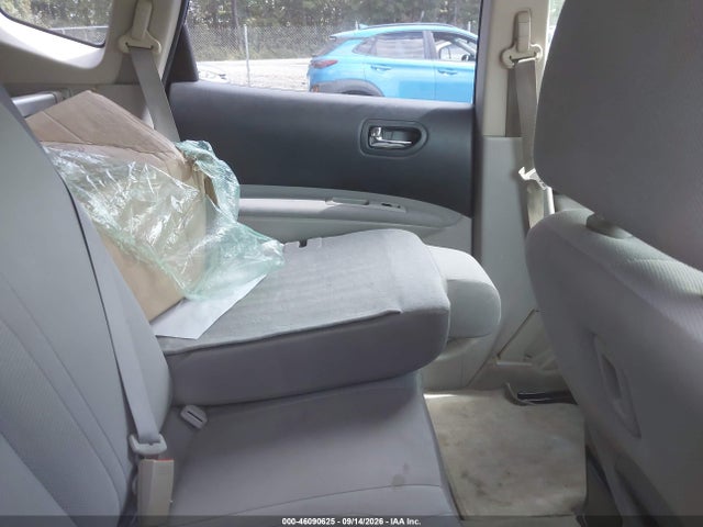 2014 Nissan Rogue Select S მანქანა იყიდება აუქციონზე, vin: JN8AS5MTXEW101233, აუქციონის ნომერი: 46090625