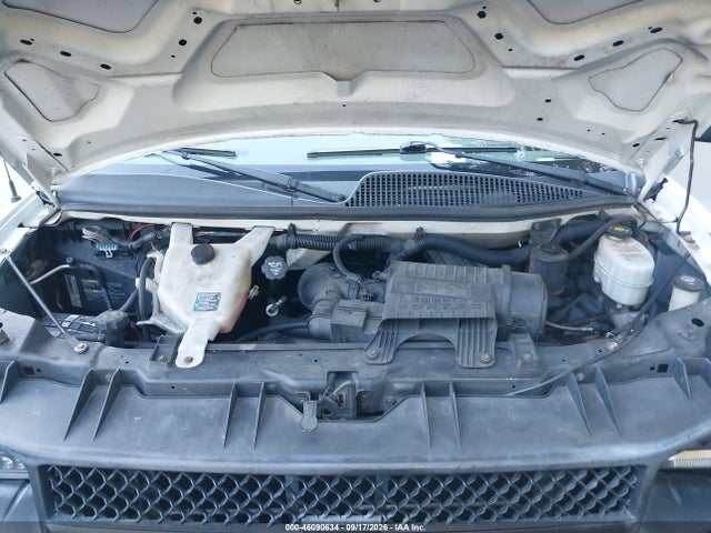 46090634 :رقم المزاد ، 1GCWGFCA3B1126203 vin ، 2011 Chevrolet Express 2500 Work Van مزاد بيع