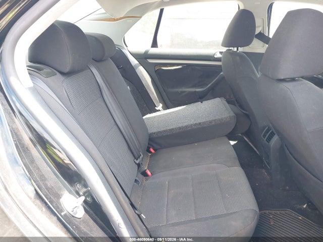 2010 Volkswagen Jetta S მანქანა იყიდება აუქციონზე, vin: 3VWJX7AJ9AM003152, აუქციონის ნომერი: 46090640