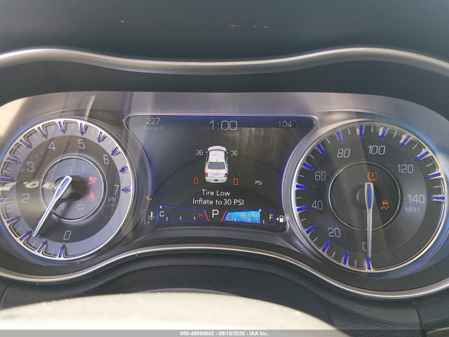 Продаж на аукціоні авто 2017 Chrysler 300c, vin: 2C3CCAEG5HH565128, номер лоту: 46090643