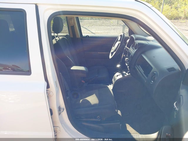 46090654 :رقم المزاد ، 1C4NJRFB0CD556239 vin ، 2012 Jeep Patriot Latitude مزاد بيع
