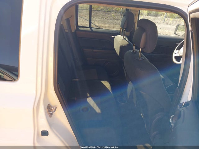46090654 :رقم المزاد ، 1C4NJRFB0CD556239 vin ، 2012 Jeep Patriot Latitude مزاد بيع