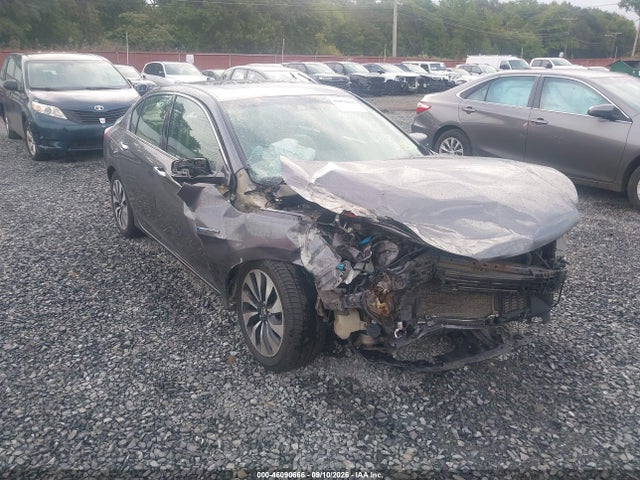 46090666 :رقم المزاد ، 1HGCR6F57EA004106 vin ، 2014 Honda Accord Hybrid Ex-l مزاد بيع