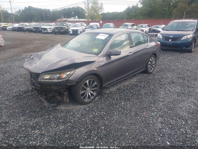46090666 :رقم المزاد ، 1HGCR6F57EA004106 vin ، 2014 Honda Accord Hybrid Ex-l مزاد بيع