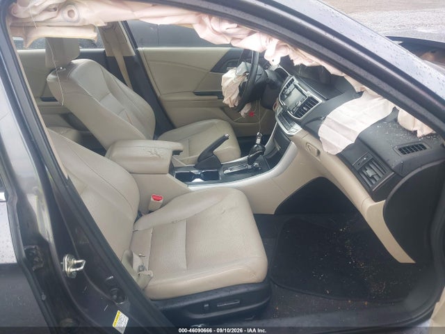46090666 :رقم المزاد ، 1HGCR6F57EA004106 vin ، 2014 Honda Accord Hybrid Ex-l مزاد بيع