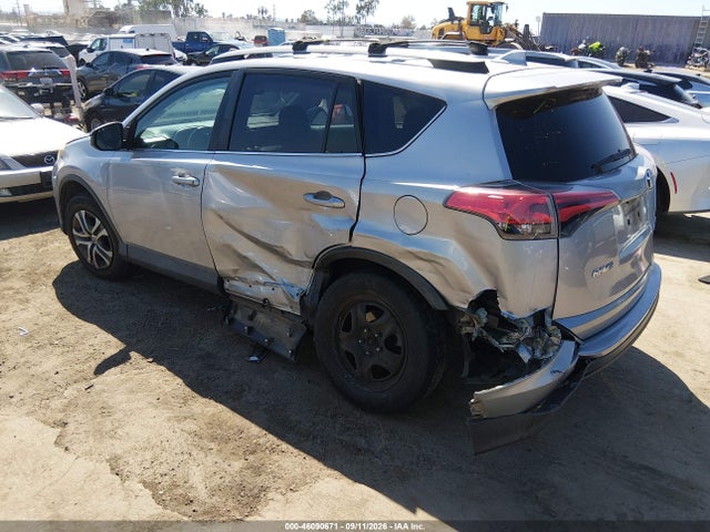 Toyota RAV4 LE 2018 2T3BFREVXJW697481 Image 3