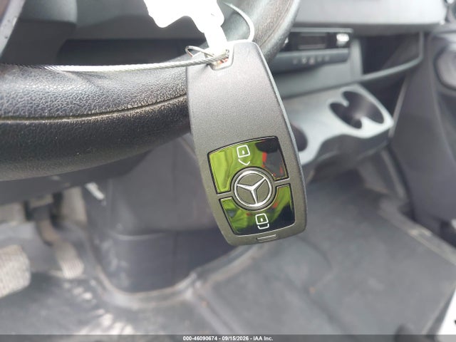 46090674 :رقم المزاد ، W1Y4EBHY4LT032862 vin ، 2020 Mercedes-benz Sprinter 2500 Standard Roof V6 مزاد بيع