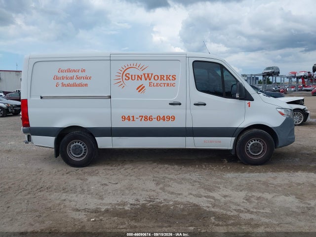 46090674 :رقم المزاد ، W1Y4EBHY4LT032862 vin ، 2020 Mercedes-benz Sprinter 2500 Standard Roof V6 مزاد بيع