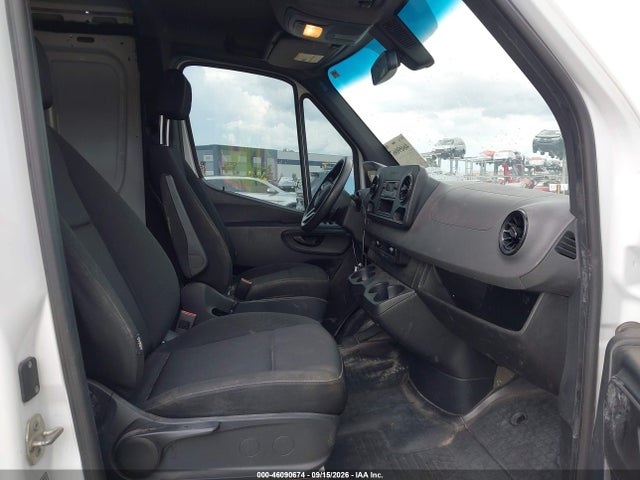 46090674 :رقم المزاد ، W1Y4EBHY4LT032862 vin ، 2020 Mercedes-benz Sprinter 2500 Standard Roof V6 مزاد بيع