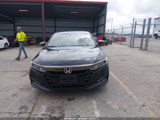 46090689 :رقم المزاد ، 1HGCV1F31LA113977 vin ، 2020 Honda Accord Sport مزاد بيع