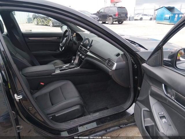 46090689 :رقم المزاد ، 1HGCV1F31LA113977 vin ، 2020 Honda Accord Sport مزاد بيع