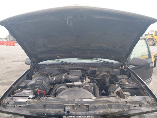 Aukcja sprzedaży 1999 Gmc Suburban 1500 Slt Cmi, vin: 3GKFK16R8XG504399, numer aukcji: 46090700
