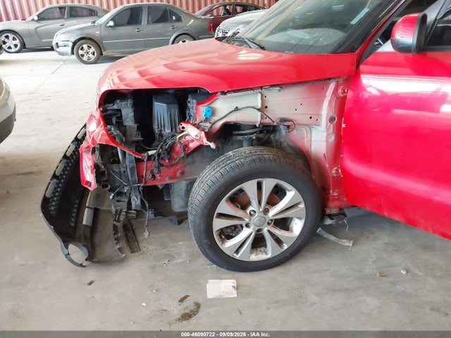46090722 :رقم المزاد ، KNDJP3A5XF7773828 vin ، 2015 Kia Soul + مزاد بيع