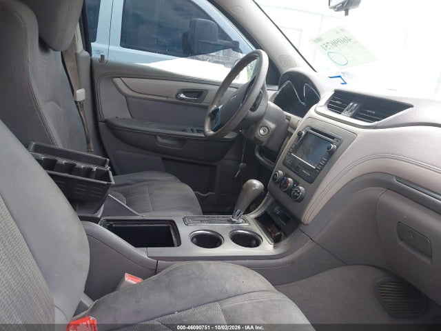 46090751 :رقم المزاد ، 1GNKRFED7DJ102786 vin ، 2013 Chevrolet Traverse Ls مزاد بيع