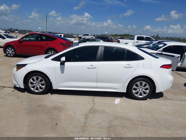 Продажа на аукционе авто 2022 Toyota Corolla Le, vin: 5YFEPMAE9NP346709, номер лота: 46090762