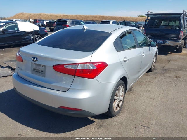 46090765 :رقم المزاد ، KNAFX4A62G5536328 vin ، 2016 Kia Forte Lx مزاد بيع