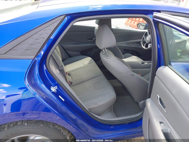 46090785 :رقم المزاد ، KMHLM4DJ6SU167241 vin ، 2025 Hyundai Elantra Hybrid Blue مزاد بيع