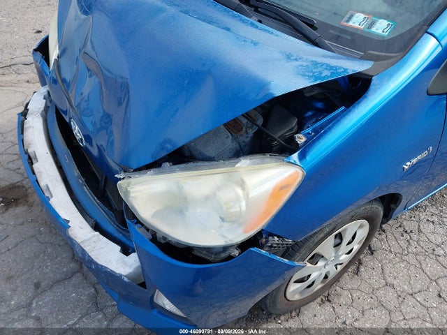 Продажа на аукционе авто 2013 Toyota Prius C Two, vin: JTDKDTB31D1557327, номер лота: 46090791