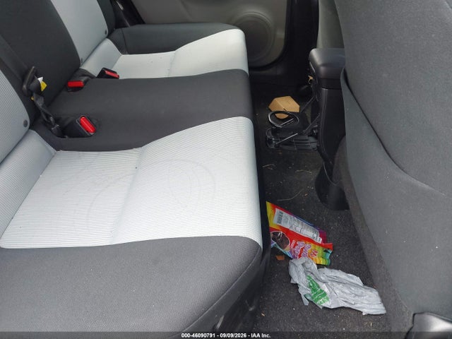 Продажа на аукционе авто 2013 Toyota Prius C Two, vin: JTDKDTB31D1557327, номер лота: 46090791