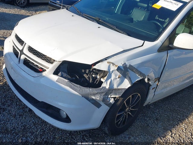 2016 Dodge Grand Caravan R/t მანქანა იყიდება აუქციონზე, vin: 2C4RDGEG1GR137541, აუქციონის ნომერი: 46090795