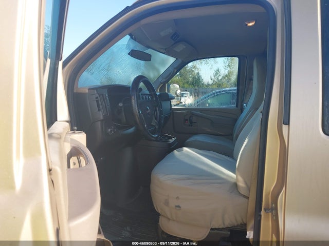 46090803 :رقم المزاد ، 1GKUHCD47A1158084 vin ، 2010 Gmc Savana 1500 Lt مزاد بيع