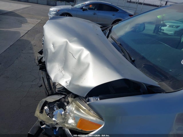 46090812 :رقم المزاد ، 5TDYK3DC7DS360856 vin ، 2013 Toyota Sienna Xle V6 8 Passenger مزاد بيع