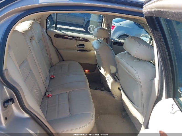 Aukcja sprzedaży 2000 Lincoln Town Car Signature, vin: 1LNHM82W0YY790741, numer aukcji: 46090816