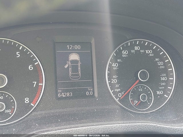 2013 Volkswagen Passat 2.5l Sel Premium მანქანა იყიდება აუქციონზე, vin: 1VWCP7A39DC045482, აუქციონის ნომერი: 46090818