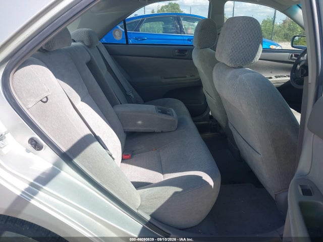 2003 Toyota Camry Le მანქანა იყიდება აუქციონზე, vin: 4T1BE32K73U784440, აუქციონის ნომერი: 46090839