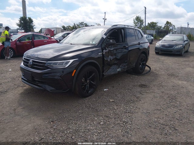 46090858 :رقم المزاد ، 3VV8B7AX4RM034228 vin ، 2024 Volkswagen Tiguan 2.0t Se R-line Black مزاد بيع
