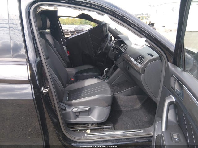46090858 :رقم المزاد ، 3VV8B7AX4RM034228 vin ، 2024 Volkswagen Tiguan 2.0t Se R-line Black مزاد بيع