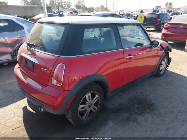 Продаж на аукціоні авто 2006 Mini Cooper, vin: WMWRC33546TJ78358, номер лоту: 46090891