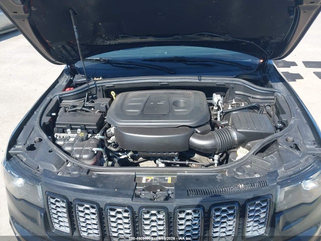 46090909 :رقم المزاد ، 1C4RJFAG1MC701721 vin ، 2021 Jeep Grand Cherokee Laredo X 4x4 مزاد بيع