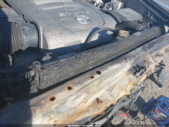 2010 Toyota Tundra Grade 5.7l V8 მანქანა იყიდება აუქციონზე, vin: 5TFRY5F1XAX086598, აუქციონის ნომერი: 46090914