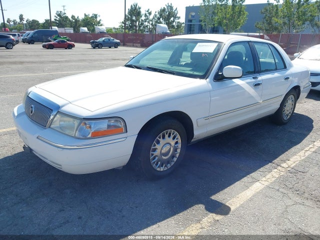 46090915 :رقم المزاد ، 2MEFM74W33X639743 vin ، 2003 Mercury Grand Marquis Gs مزاد بيع