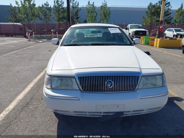 46090915 :رقم المزاد ، 2MEFM74W33X639743 vin ، 2003 Mercury Grand Marquis Gs مزاد بيع