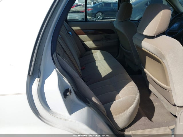 46090915 :رقم المزاد ، 2MEFM74W33X639743 vin ، 2003 Mercury Grand Marquis Gs مزاد بيع