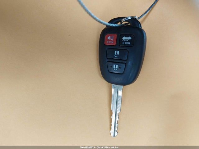 Продажа на аукционе авто 2016 Toyota Corolla Le, vin: 5YFBURHE8GP521789, номер лота: 46090979