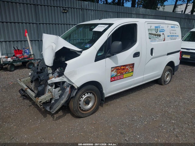 2015 Nissan Nv200 Sv მანქანა იყიდება აუქციონზე, vin: 3N6CM0KN9FK700608, აუქციონის ნომერი: 46090986