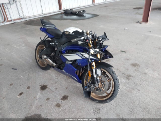 46091011 :رقم المزاد ، JYARJ16EXEA030732 vin ، 2014 Yamaha Yzfr6 مزاد بيع