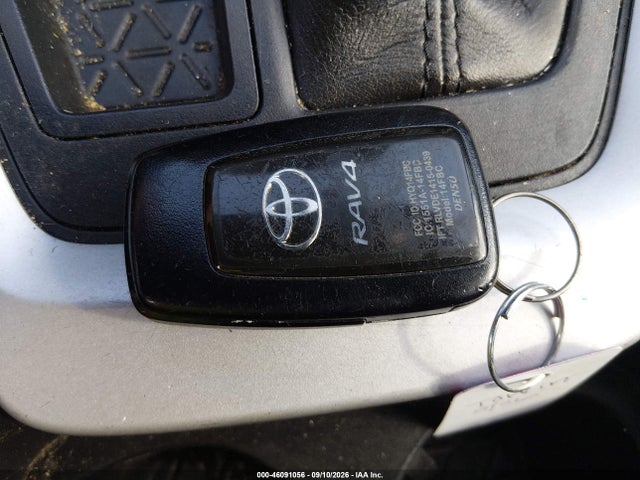 Продаж на аукціоні авто 2021 Toyota Rav4 Xle, vin: 2T3W1RFV2MC102210, номер лоту: 46091056
