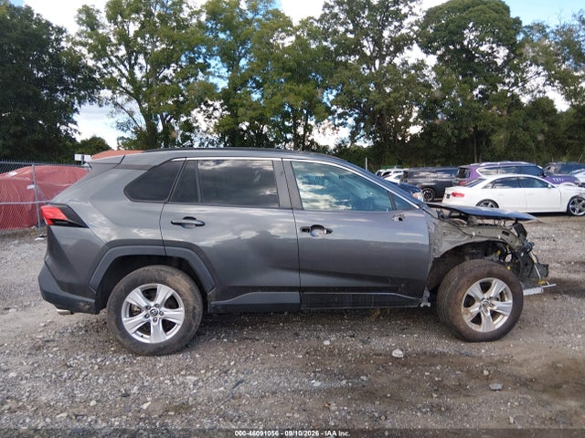 Продаж на аукціоні авто 2021 Toyota Rav4 Xle, vin: 2T3W1RFV2MC102210, номер лоту: 46091056