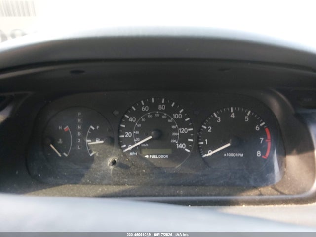 46091089 :رقم المزاد ، 4T1BG22K0YU975757 vin ، 2000 Toyota Camry Le مزاد بيع